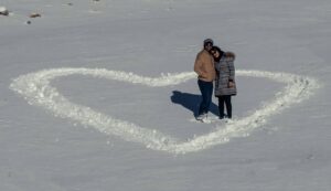 escapda romantica nieve andorra